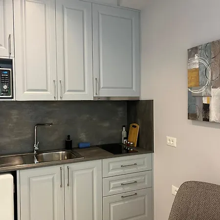 Cloud Cane 티라나